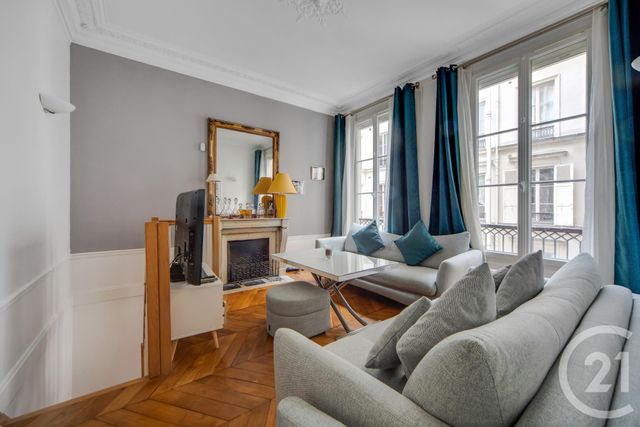 Appartement F5 à vendre - 5 pièces - 86.81 m2 - PARIS - 75008 - ILE-DE-FRANCE - Century 21 Quartier Des Théâtres