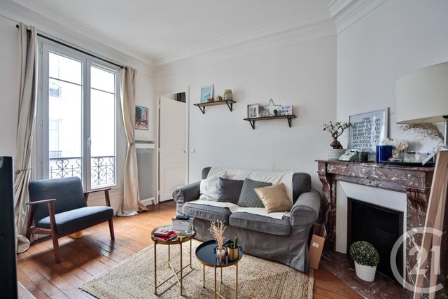  - PARIS - 