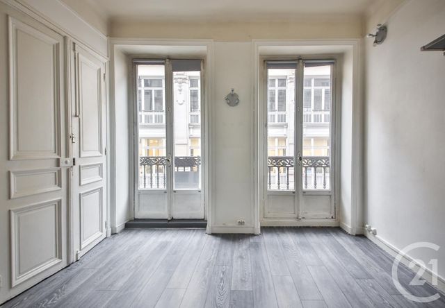 Appartement F1 à vendre - 1 pièce - 19.82 m2 - PARIS - 75010 - ILE-DE-FRANCE - Century 21 Quartier Des Théâtres