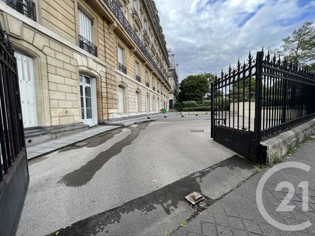 Parking à louer PARIS