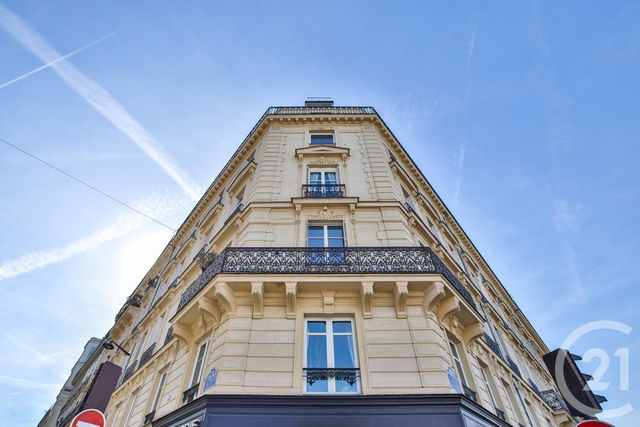  - PARIS - 