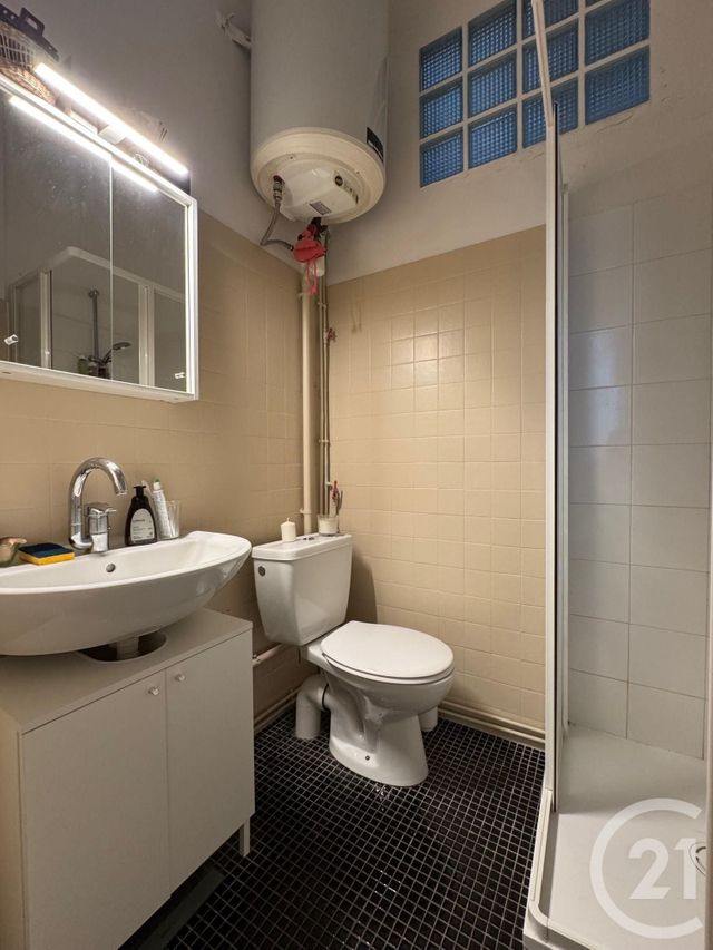 Appartement Studio à vendre - 1 pièce - 16.85 m2 - PARIS - 75008 - ILE-DE-FRANCE - Century 21 Quartier Des Théâtres