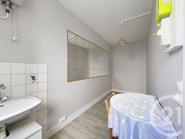 Chambre à vendre - 1 pièce - 8.05 m2 - PARIS - 75008 - ILE-DE-FRANCE - Century 21 Quartier Des Théâtres