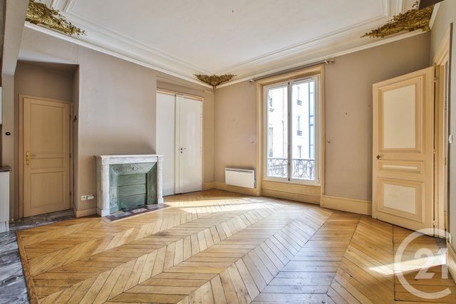  - PARIS - 