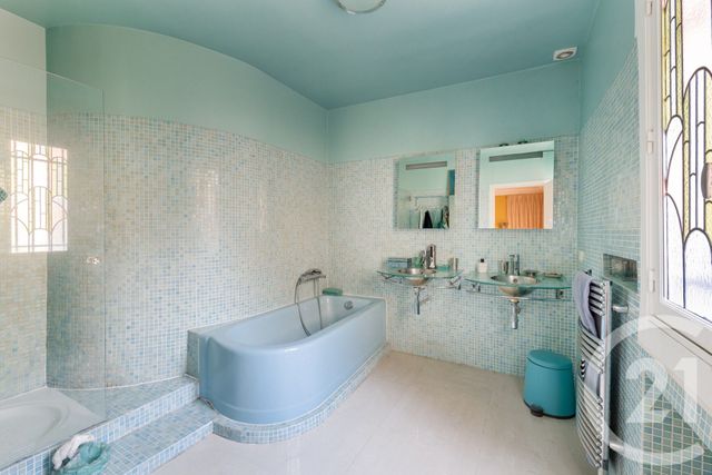 Appartement F6 à vendre - 6 pièces - 162.37 m2 - PARIS - 75009 - ILE-DE-FRANCE - Century 21 Quartier Des Théâtres