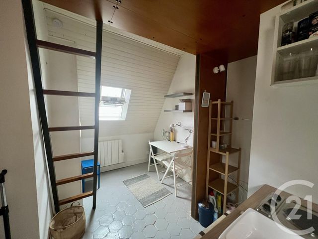 Chambre à vendre - 1 pièce - 6.9 m2 - PARIS - 75009 - ILE-DE-FRANCE - Century 21 Quartier Des Théâtres