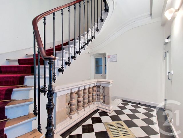 Appartement T2 à vendre - 2 pièces - 30.58 m2 - PARIS - 75009 - ILE-DE-FRANCE - Century 21 Quartier Des Théâtres