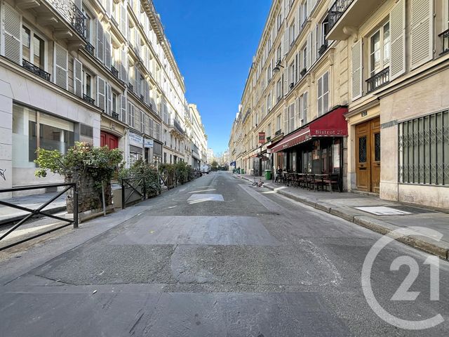 Appartement F2 à vendre - 2 pièces - 38.9 m2 - PARIS - 75009 - ILE-DE-FRANCE - Century 21 Quartier Des Théâtres