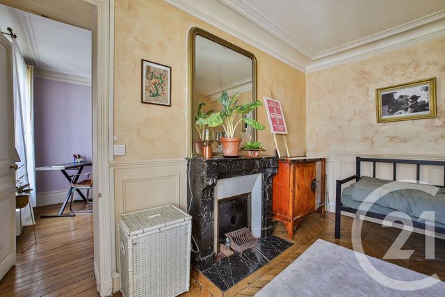Afficher la photo en grand Appartement F3 à vendre - 3 pièces - 57.38 m2 - PARIS - 75009 - ILE-DE-FRANCE - Century 21 Quartier Des Théâtres