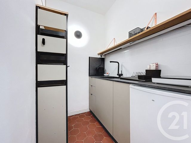 Afficher la photo en grand Appartement Studio à vendre - 1 pièce - 14.18 m2 - PARIS - 75009 - ILE-DE-FRANCE - Century 21 Quartier Des Théâtres