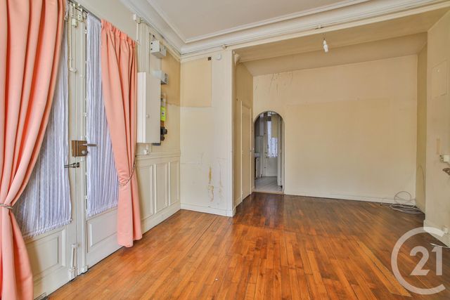 Appartement F2 à vendre - 2 pièces - 31.27 m2 - PARIS - 75018 - ILE-DE-FRANCE - Century 21 Quartier Des Théâtres