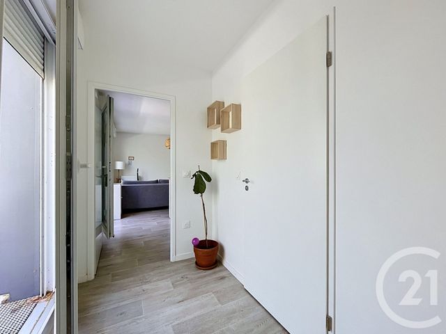 Appartement F2 à louer - 2 pièces - 45.8 m2 - SARTROUVILLE - 78 - ILE-DE-FRANCE - Century 21 Quartier Des Théâtres