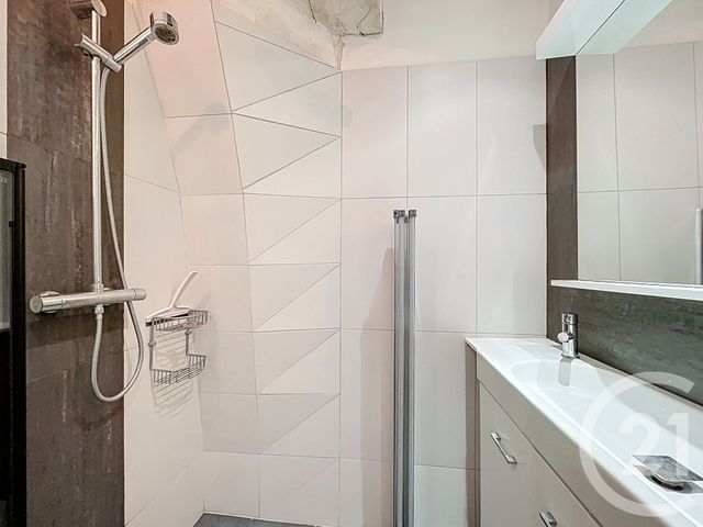 Appartement F3 à louer - 3 pièces - 67.0 m2 - PARIS - 75017 - ILE-DE-FRANCE - Century 21 Quartier Des Théâtres