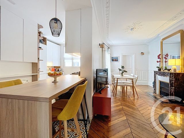 Appartement F2 bis à louer - 3 pièces - 51.97 m2 - PARIS - 75008 - ILE-DE-FRANCE - Century 21 Quartier Des Théâtres