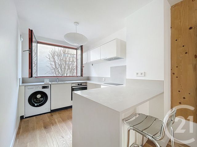 Appartement F1 bis à louer - 2 pièces - 46.95 m2 - PARIS - 75020 - ILE-DE-FRANCE - Century 21 Quartier Des Théâtres