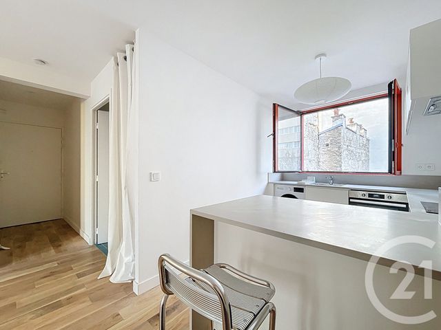 Appartement F1 bis à louer - 2 pièces - 46.95 m2 - PARIS - 75020 - ILE-DE-FRANCE - Century 21 Quartier Des Théâtres