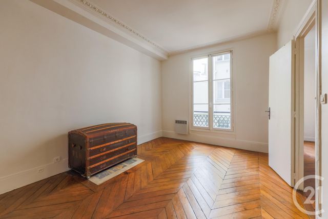 Appartement F2 à vendre - 3 pièces - 69.5 m2 - PARIS - 75008 - ILE-DE-FRANCE - Century 21 Quartier Des Théâtres