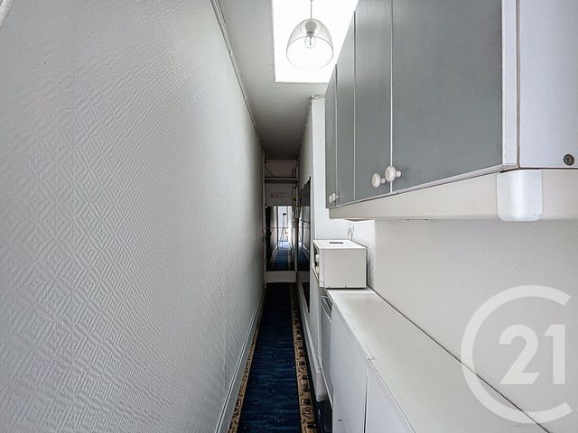 Appartement Studette à vendre - 1 pièce - 9.9 m2 - PARIS - 75008 - ILE-DE-FRANCE - Century 21 Quartier Des Théâtres