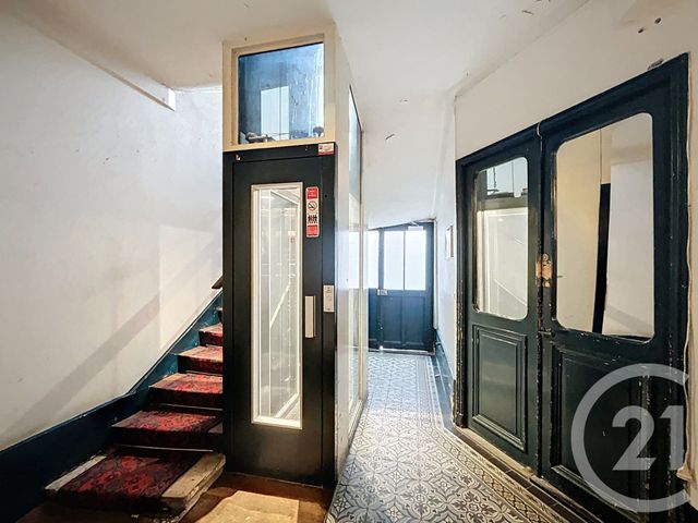 Appartement Studette à vendre - 1 pièce - 9.9 m2 - PARIS - 75008 - ILE-DE-FRANCE - Century 21 Quartier Des Théâtres