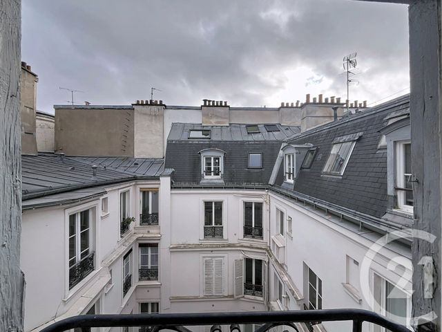 Appartement Studette à vendre - 1 pièce - 9.9 m2 - PARIS - 75008 - ILE-DE-FRANCE - Century 21 Quartier Des Théâtres