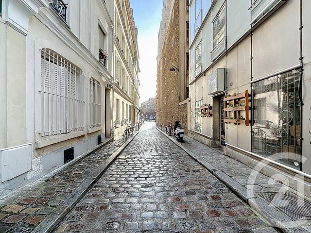 Appartement Studio à vendre - 1 pièce - 21.23 m2 - PARIS - 75018 - ILE-DE-FRANCE - Century 21 Quartier Des Théâtres