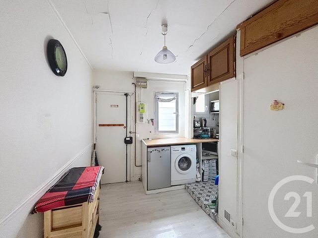 Appartement T1 à vendre - 1 pièce - 27.76 m2 - PARIS - 75018 - ILE-DE-FRANCE - Century 21 Quartier Des Théâtres