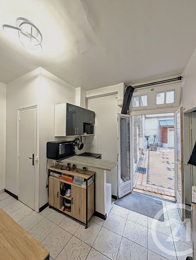 Appartement F2 à vendre - 2 pièces - 27.6 m2 - PARIS - 75008 - ILE-DE-FRANCE - Century 21 Quartier Des Théâtres