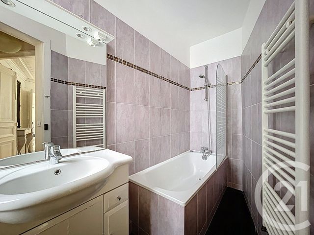 Appartement T5 à vendre - 5 pièces - 110.0 m2 - PARIS - 75009 - ILE-DE-FRANCE - Century 21 Quartier Des Théâtres