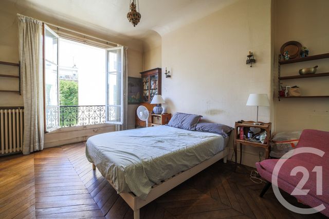 Appartement F5 à vendre - 5 pièces - 119.18 m2 - PARIS - 75009 - ILE-DE-FRANCE - Century 21 Quartier Des Théâtres