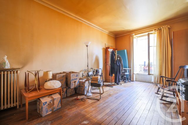 Appartement F5 à vendre - 5 pièces - 119.18 m2 - PARIS - 75009 - ILE-DE-FRANCE - Century 21 Quartier Des Théâtres