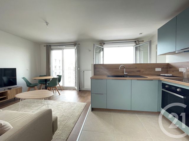 Appartement F2 à louer - 2 pièces - 46.64 m2 - ST OUEN SUR SEINE - 93 - ILE-DE-FRANCE - Century 21 Quartier Des Théâtres