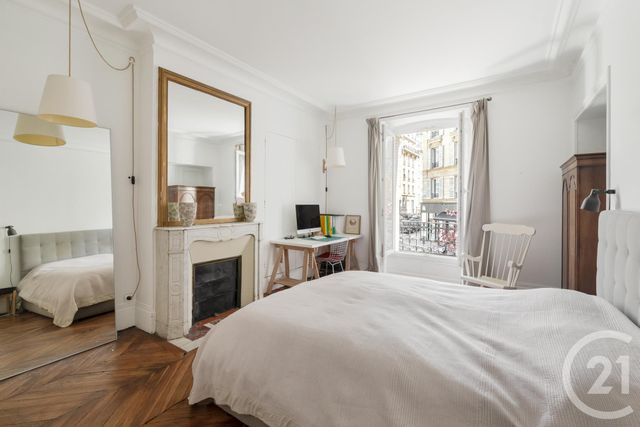 Appartement F4 à vendre - 4 pièces - 103.11 m2 - PARIS - 75009 - ILE-DE-FRANCE - Century 21 Quartier Des Théâtres