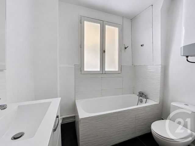 Appartement F2 à vendre - 2 pièces - 45.35 m2 - PARIS - 75009 - ILE-DE-FRANCE - Century 21 Quartier Des Théâtres