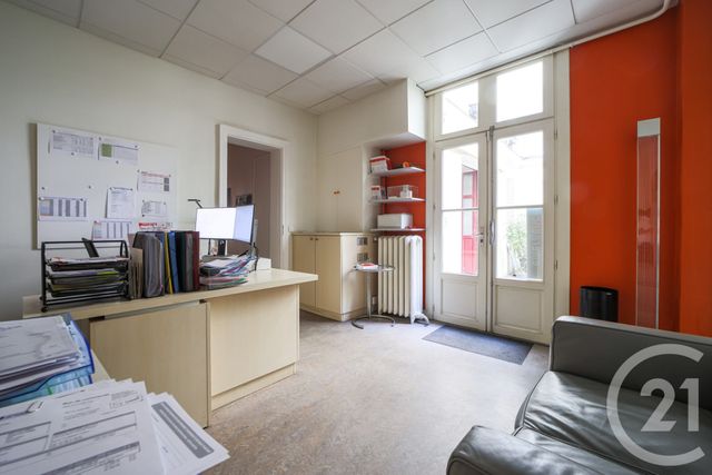 Appartement F5 à vendre - 5 pièces - 128.38 m2 - PARIS - 75009 - ILE-DE-FRANCE - Century 21 Quartier Des Théâtres