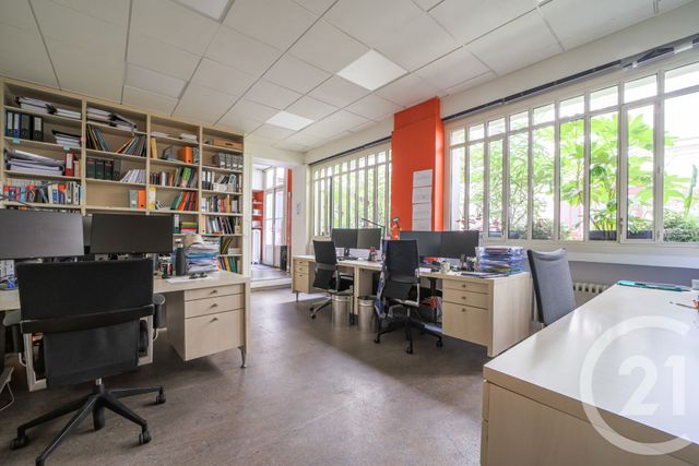 Appartement F5 à vendre - 5 pièces - 128.38 m2 - PARIS - 75009 - ILE-DE-FRANCE - Century 21 Quartier Des Théâtres