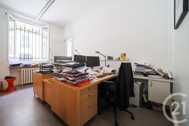 Appartement F5 à vendre - 5 pièces - 128.38 m2 - PARIS - 75009 - ILE-DE-FRANCE - Century 21 Quartier Des Théâtres