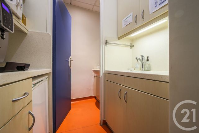 Appartement F5 à vendre - 5 pièces - 128.38 m2 - PARIS - 75009 - ILE-DE-FRANCE - Century 21 Quartier Des Théâtres