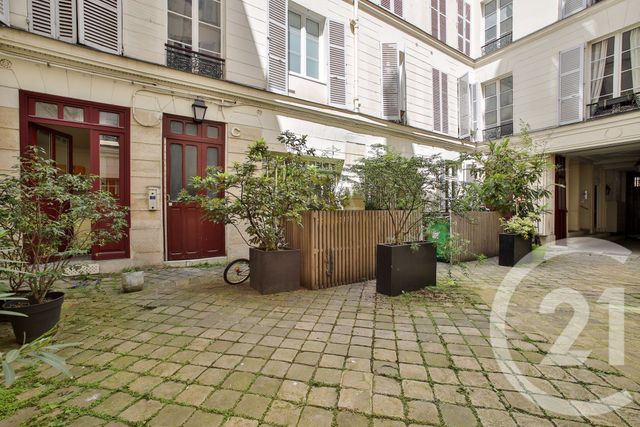 Appartement F2 à vendre - 2 pièces - 31.72 m2 - PARIS - 75009 - ILE-DE-FRANCE - Century 21 Quartier Des Théâtres