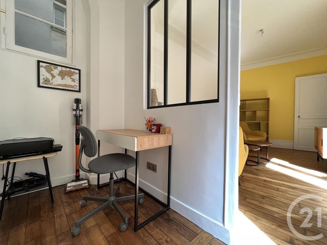 Appartement F2 à vendre - 2 pièces - 37.5 m2 - PARIS - 75017 - ILE-DE-FRANCE - Century 21 Quartier Des Théâtres