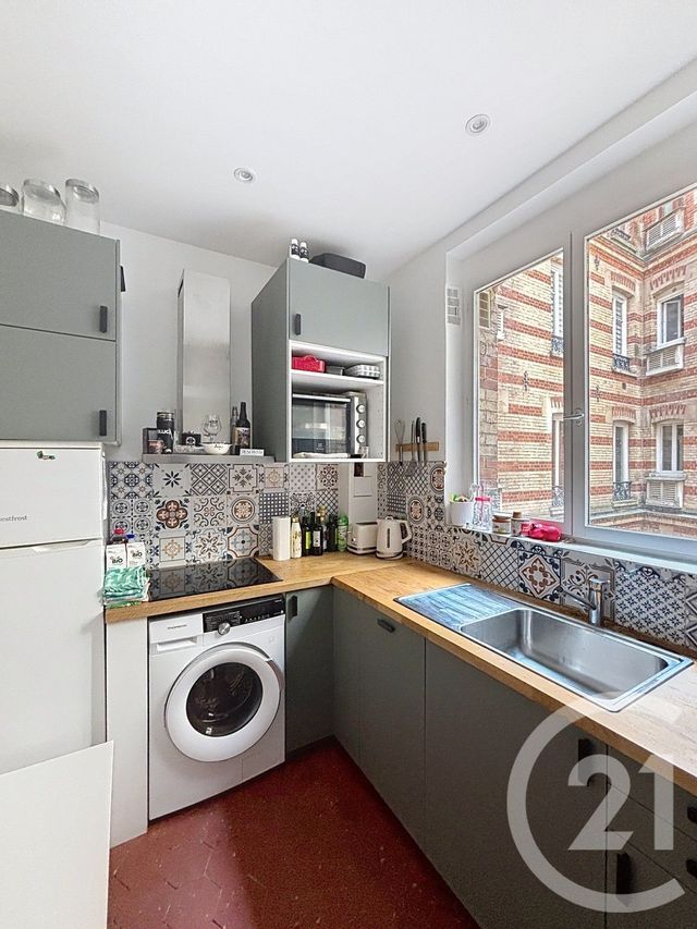 Appartement F2 à vendre - 2 pièces - 37.5 m2 - PARIS - 75017 - ILE-DE-FRANCE - Century 21 Quartier Des Théâtres