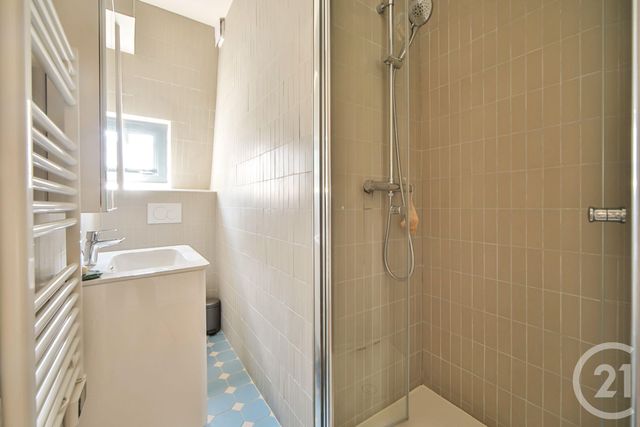 Appartement F2 à louer - 2 pièces - 35.64 m2 - PARIS - 75008 - ILE-DE-FRANCE - Century 21 Quartier Des Théâtres