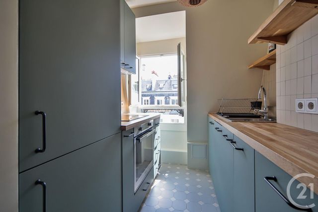 Appartement F2 à louer - 2 pièces - 35.64 m2 - PARIS - 75008 - ILE-DE-FRANCE - Century 21 Quartier Des Théâtres
