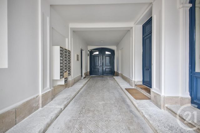 Appartement F2 à louer - 2 pièces - 59.16 m2 - PARIS - 75009 - ILE-DE-FRANCE - Century 21 Quartier Des Théâtres