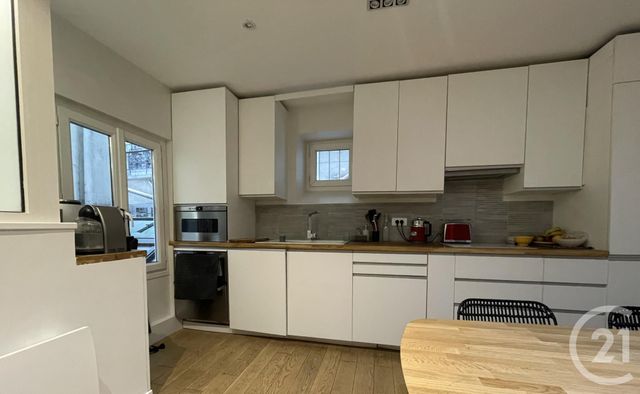 Appartement F2 à louer - 2 pièces - 45.55 m2 - PARIS - 75018 - ILE-DE-FRANCE - Century 21 Quartier Des Théâtres