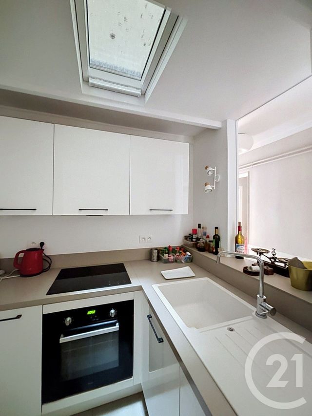 Appartement T3 à vendre - 3 pièces - 72.47 m2 - PARIS - 75009 - ILE-DE-FRANCE - Century 21 Quartier Des Théâtres