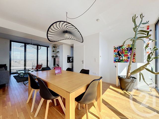 Appartement F5 à louer - 5 pièces - 103.26 m2 - NANTERRE - 92 - ILE-DE-FRANCE - Century 21 Quartier Des Théâtres