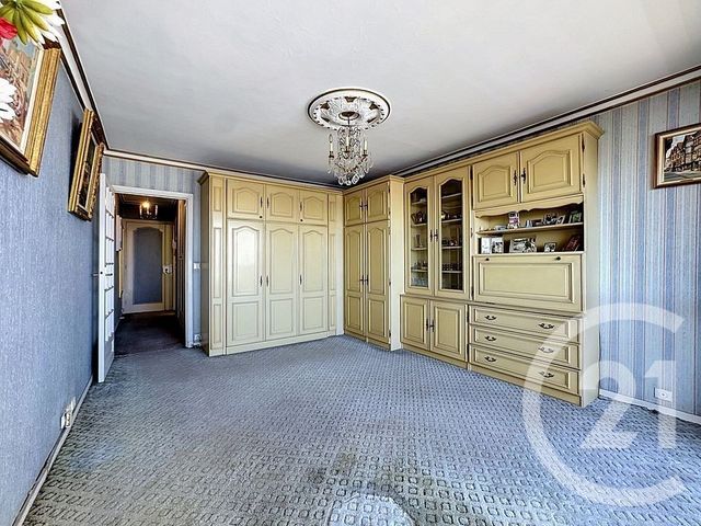 Appartement F1 à vendre - 1 pièce - 28.0 m2 - PARIS - 75018 - ILE-DE-FRANCE - Century 21 Quartier Des Théâtres