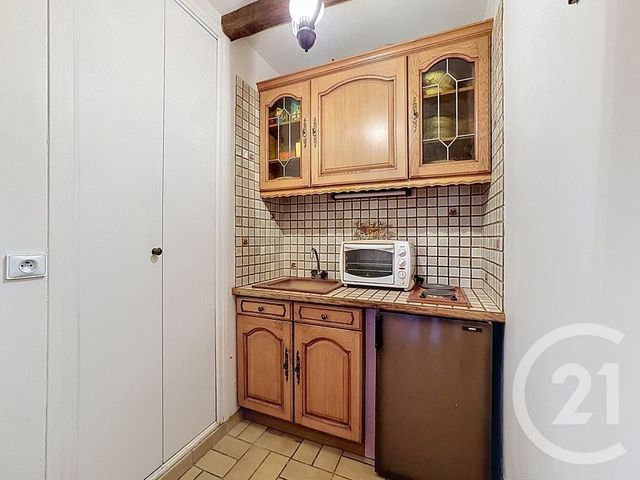 Appartement F1 à vendre - 1 pièce - 28.0 m2 - PARIS - 75018 - ILE-DE-FRANCE - Century 21 Quartier Des Théâtres