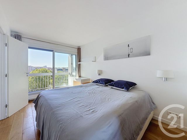 Appartement F4 à louer - 4 pièces - 84.18 m2 - PARIS - 75015 - ILE-DE-FRANCE - Century 21 Quartier Des Théâtres