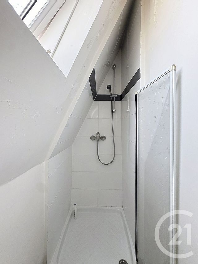 Appartement Chambre à vendre - 1 pièce - 16.01 m2 - PARIS - 75009 - ILE-DE-FRANCE - Century 21 Quartier Des Théâtres